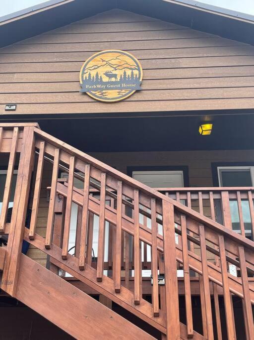 Parkway Yellowstone Guest House Apartment #3 Гардинър Екстериор снимка