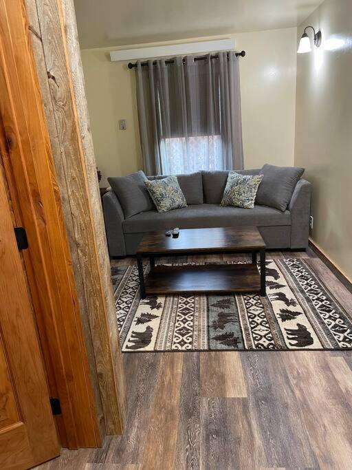 Parkway Yellowstone Guest House Apartment #3 Гардинър Екстериор снимка